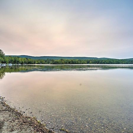 Cozy Stockbridge Cabin - Walk To Beach And Lake! Villa Eksteriør billede