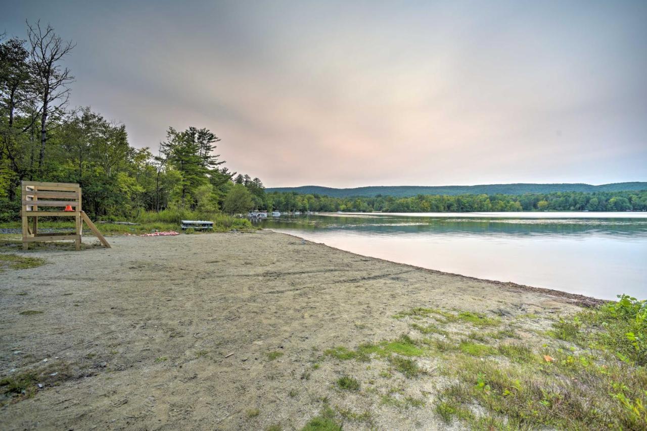 Cozy Stockbridge Cabin - Walk To Beach And Lake! Villa Eksteriør billede